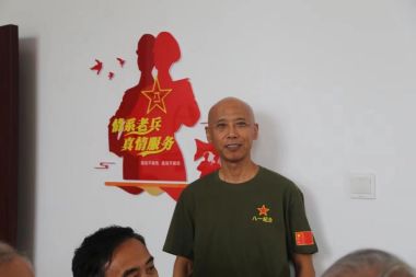 喜迎八一    情系老兵  真情服务     北京专家为天津老兵送健康